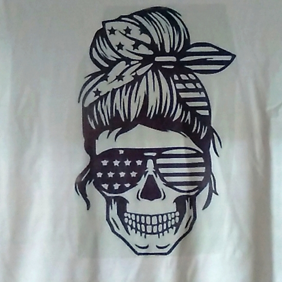 non Tops - Women's Lg  tshirt